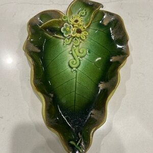 Green Leaf-Shaped Decorative pottery plate unknown artist